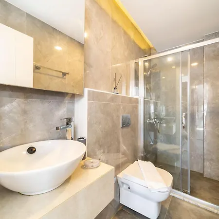 Wonderful Flat With Balcony In Muratpasa, Antalya Antalya
